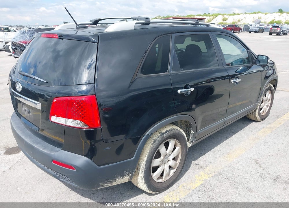 2012 KIA SORENTO VIN: 5XYKT3A62CG267398