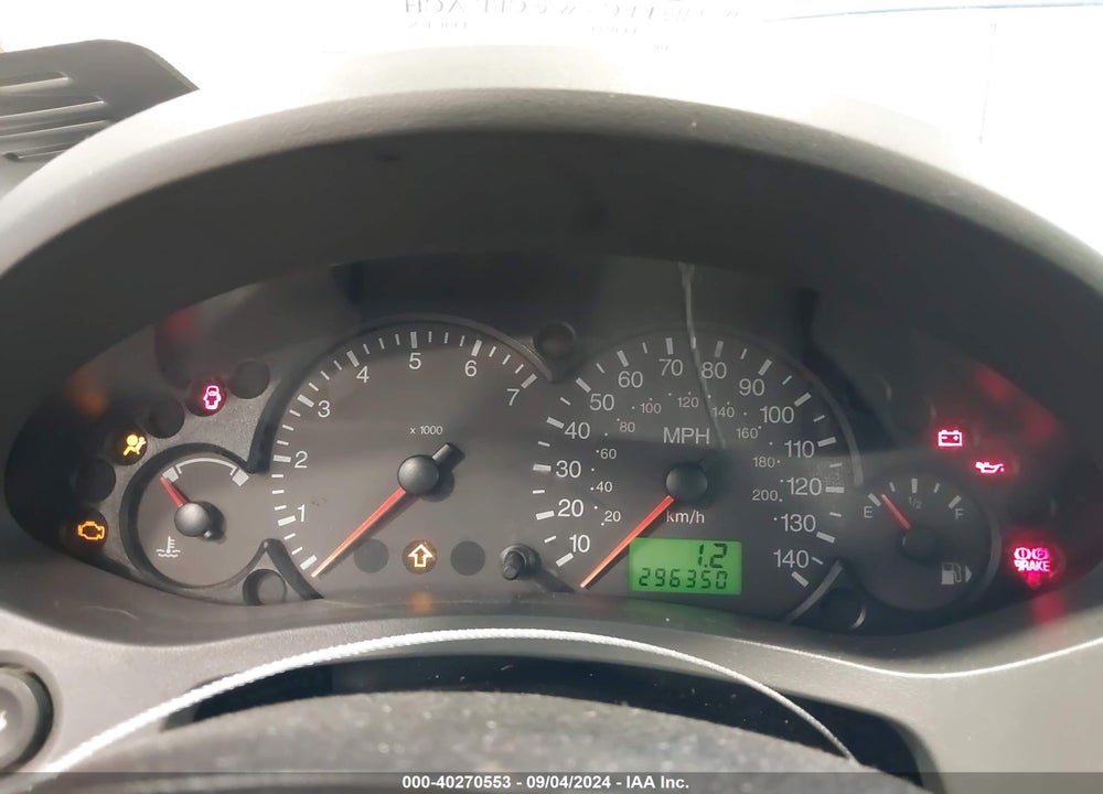 2005 FORD FOCUS ZX4 VIN: 1FAHP34NX5W125894