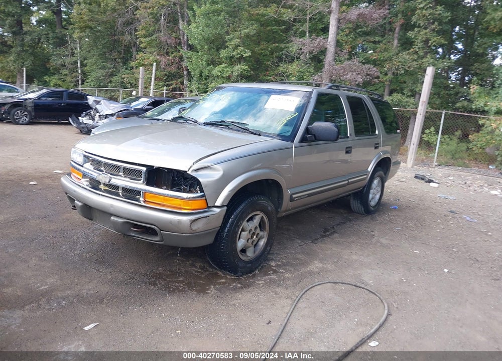 2001 CHEVROLET BLAZER LS VIN: 1GNDT13W112200963