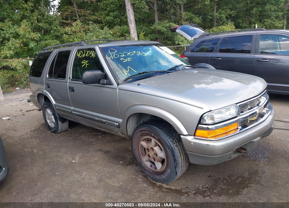 2001 CHEVROLET BLAZER LS VIN: 1GNDT13W112200963