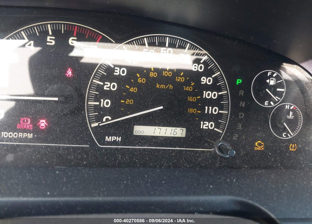 2005 TOYOTA SEQUOIA LIMITED V8 VIN: 5TDZT38A15S257587