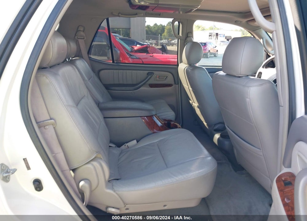 2005 TOYOTA SEQUOIA LIMITED V8 VIN: 5TDZT38A15S257587