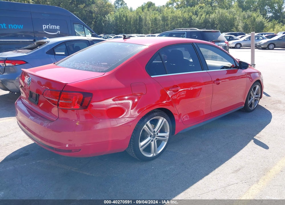 2015 VOLKSWAGEN JETTA 2.0T GLI SE/2.0T GLI SEL VIN: 3VW4S7AJ2FM416050