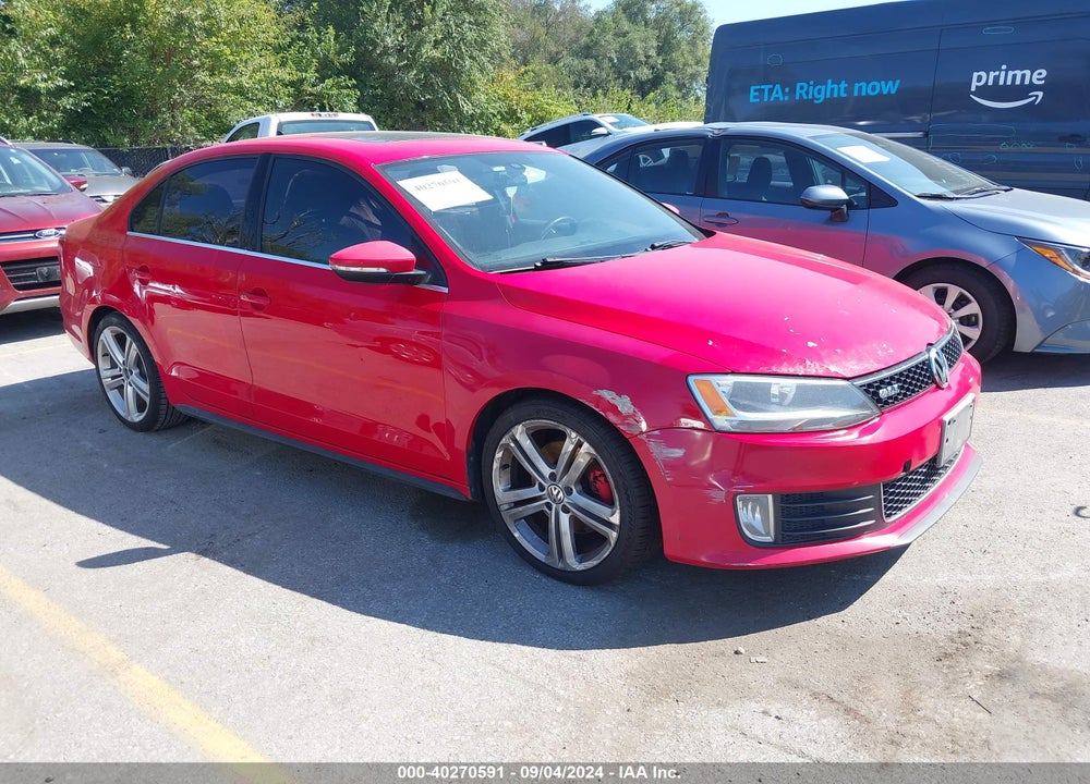 2015 VOLKSWAGEN JETTA 2.0T GLI SE/2.0T GLI SEL VIN: 3VW4S7AJ2FM416050