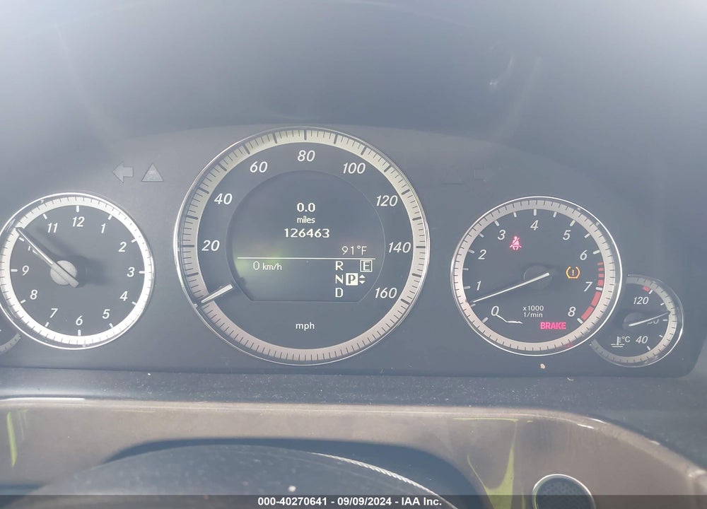 2011 MERCEDES-BENZ E 350 4MATIC VIN: WDDHF8HB8BA433235