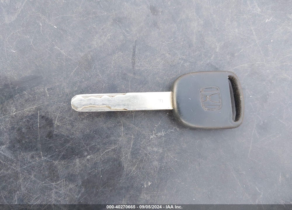 2003 HONDA CIVIC LX VIN: 2HGES155X3H549006