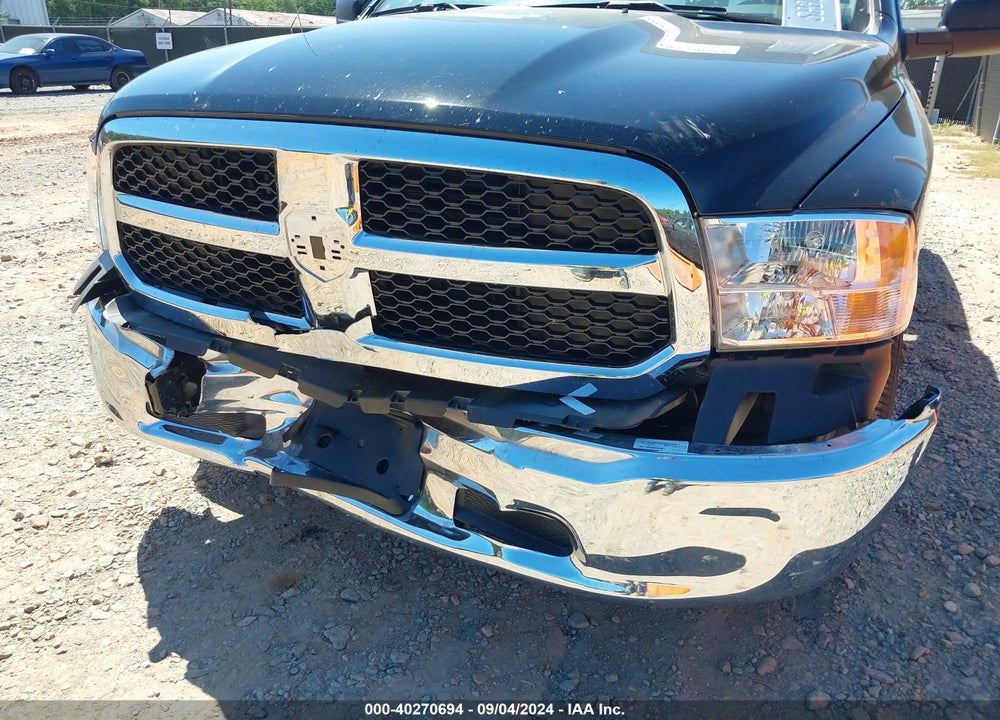 2024 RAM 1500 CLASSIC SLT QUAD CAB 4X4 6'4 BOX VIN: 1C6RR7GG1RS156324