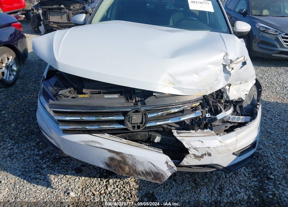 2018 VOLKSWAGEN TIGUAN 2.0T SE/2.0T SEL VIN: 3VV3B7AX5JM208788