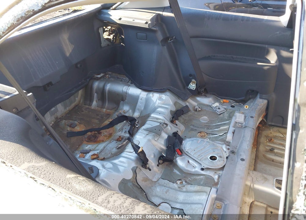 2000 HONDA CIVIC CX VIN: 2HGEJ6422YH103883