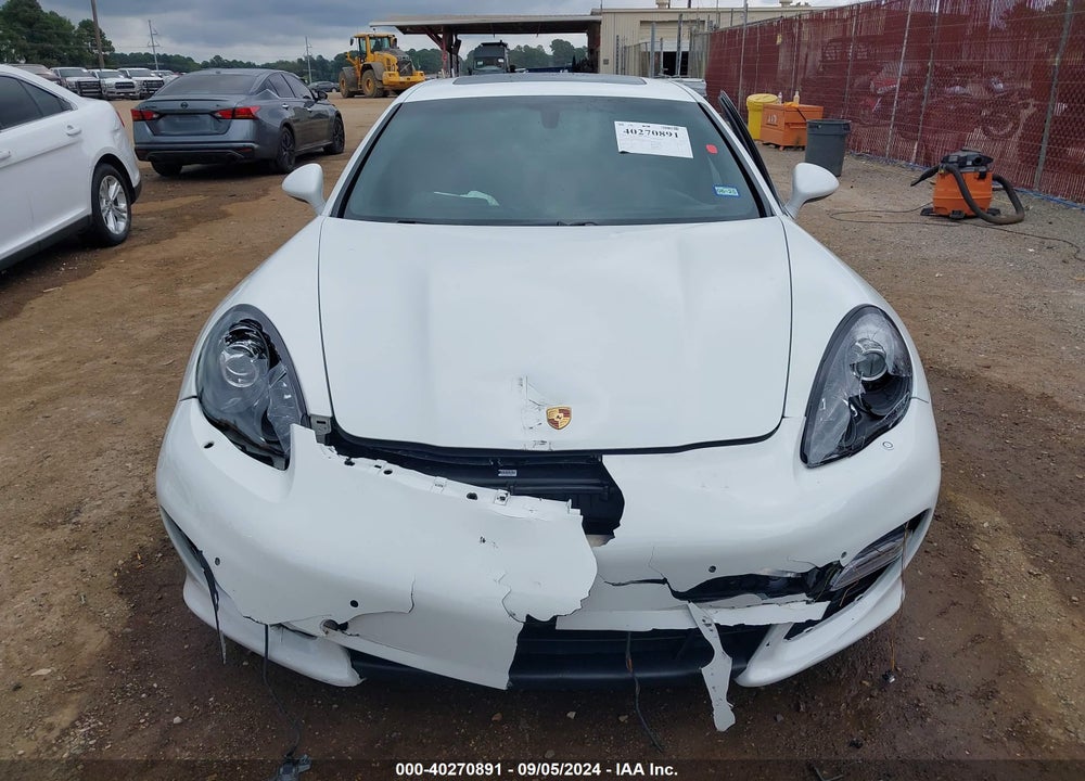 2013 PORSCHE PANAMERA GTS VIN: WP0AF2A71DL076101