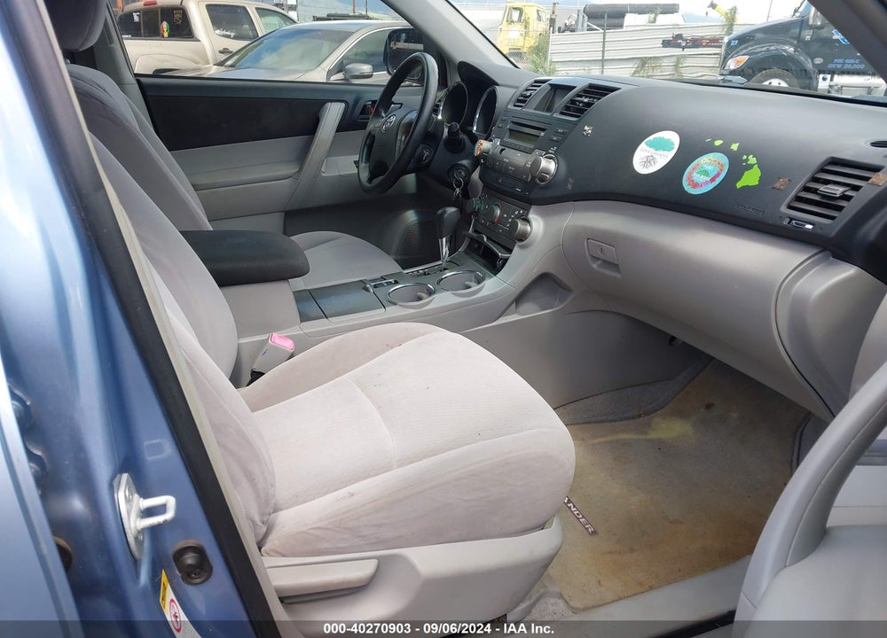 2010 TOYOTA HIGHLANDER BASE V6 VIN: JTEZK3EH7A2102303