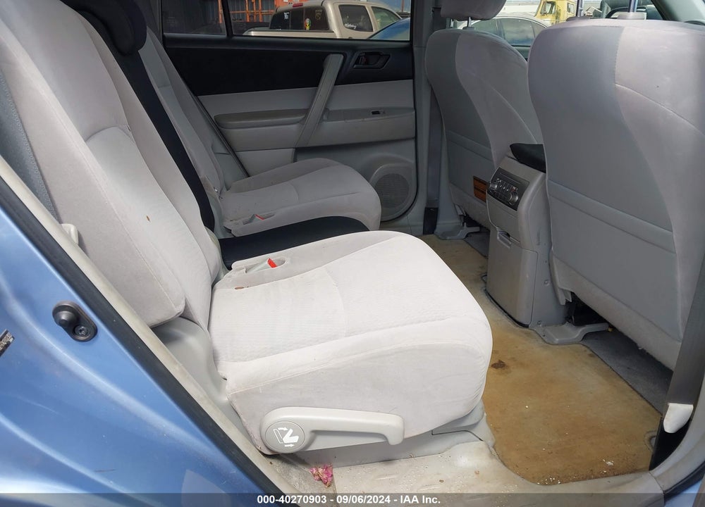 2010 TOYOTA HIGHLANDER BASE V6 VIN: JTEZK3EH7A2102303