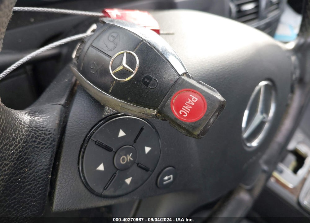 2008 MERCEDES-BENZ C 300 LUXURY/SPORT VIN: WDDGF54X28F040788
