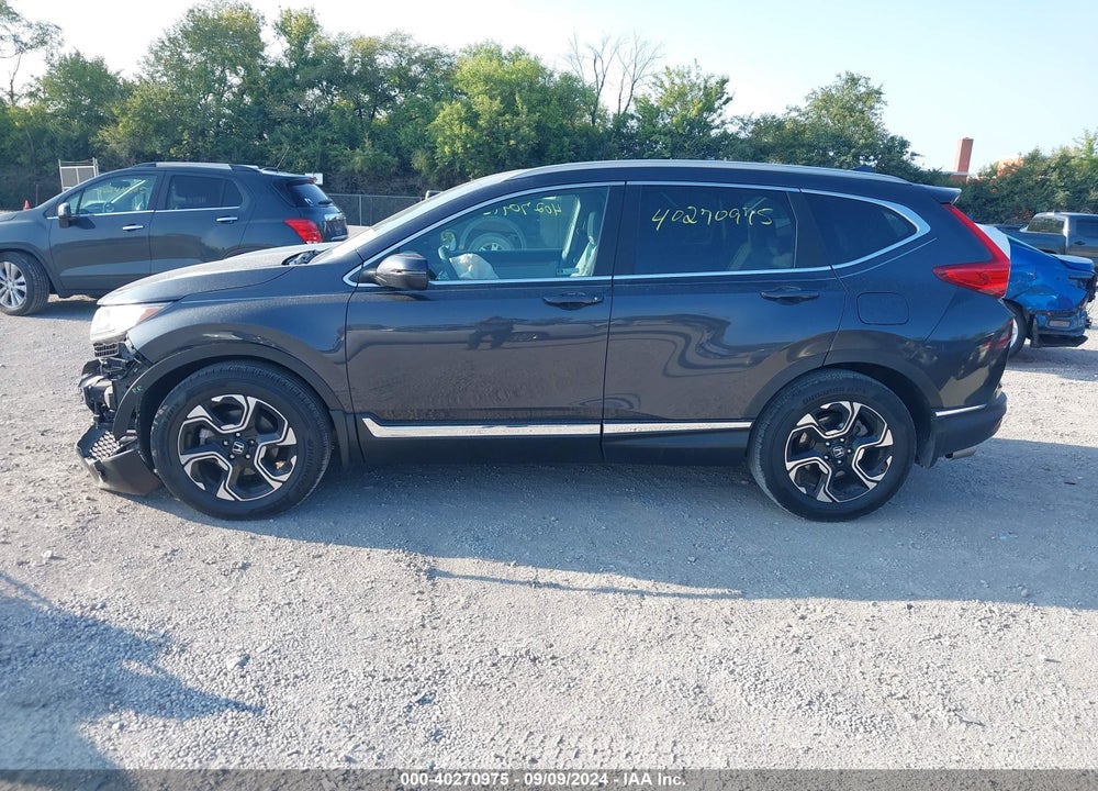 2018 HONDA CR-V TOURING VIN: 7FARW2H98JE096651