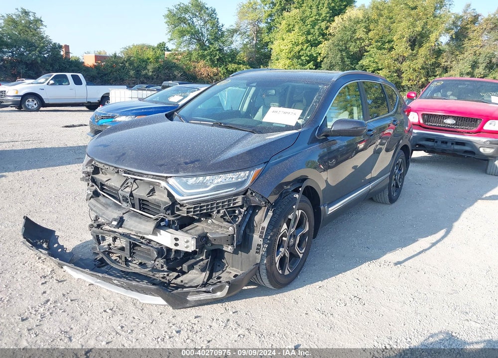2018 HONDA CR-V TOURING VIN: 7FARW2H98JE096651
