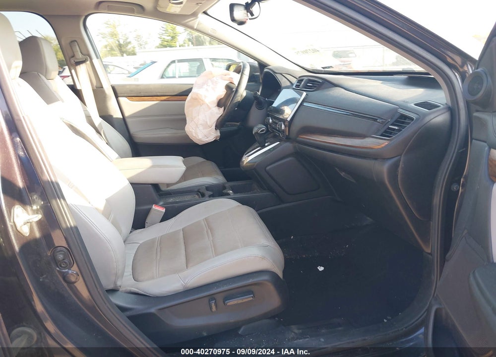 2018 HONDA CR-V TOURING VIN: 7FARW2H98JE096651