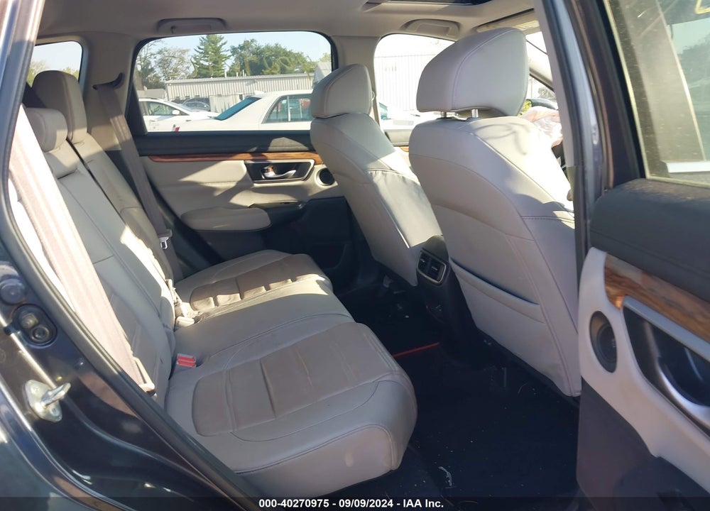 2018 HONDA CR-V TOURING VIN: 7FARW2H98JE096651