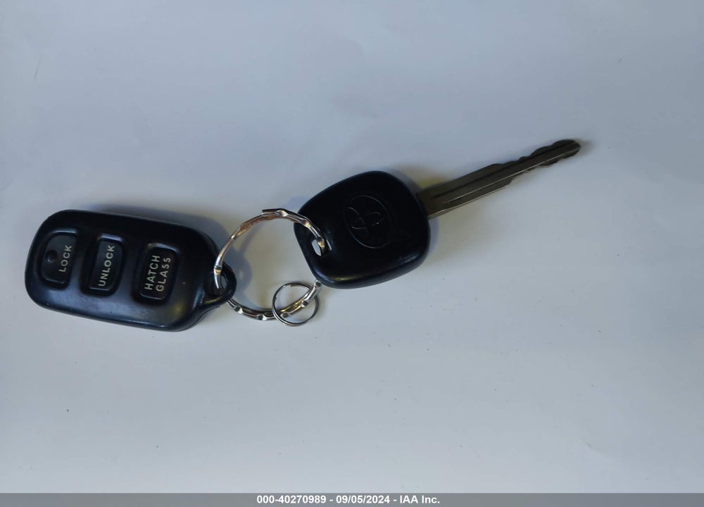 2006 TOYOTA MATRIX/XR VIN: 2T1KR32E16C574940