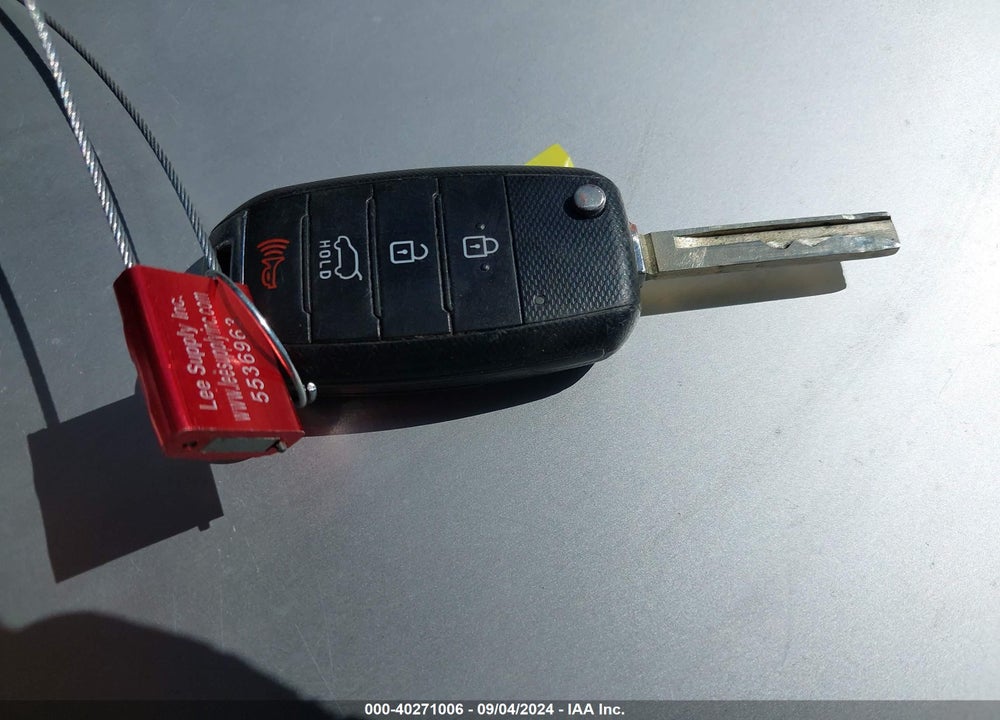 2018 KIA SORENTO 3.3L LX VIN: 5XYPGDA58JG429278
