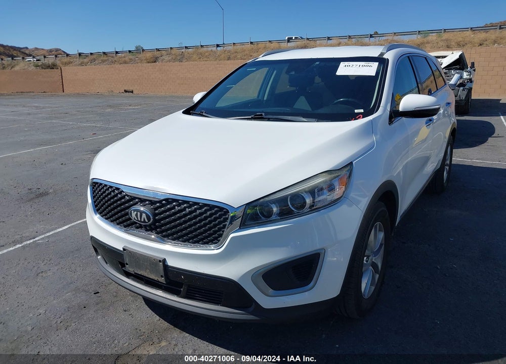 2018 KIA SORENTO 3.3L LX VIN: 5XYPGDA58JG429278