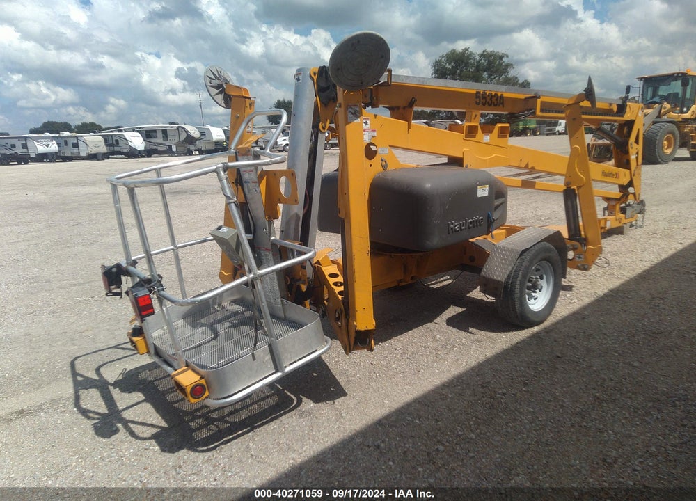 2021 HAULOTTE BOOM LIFT VIN: 5CUAL2318MA000137