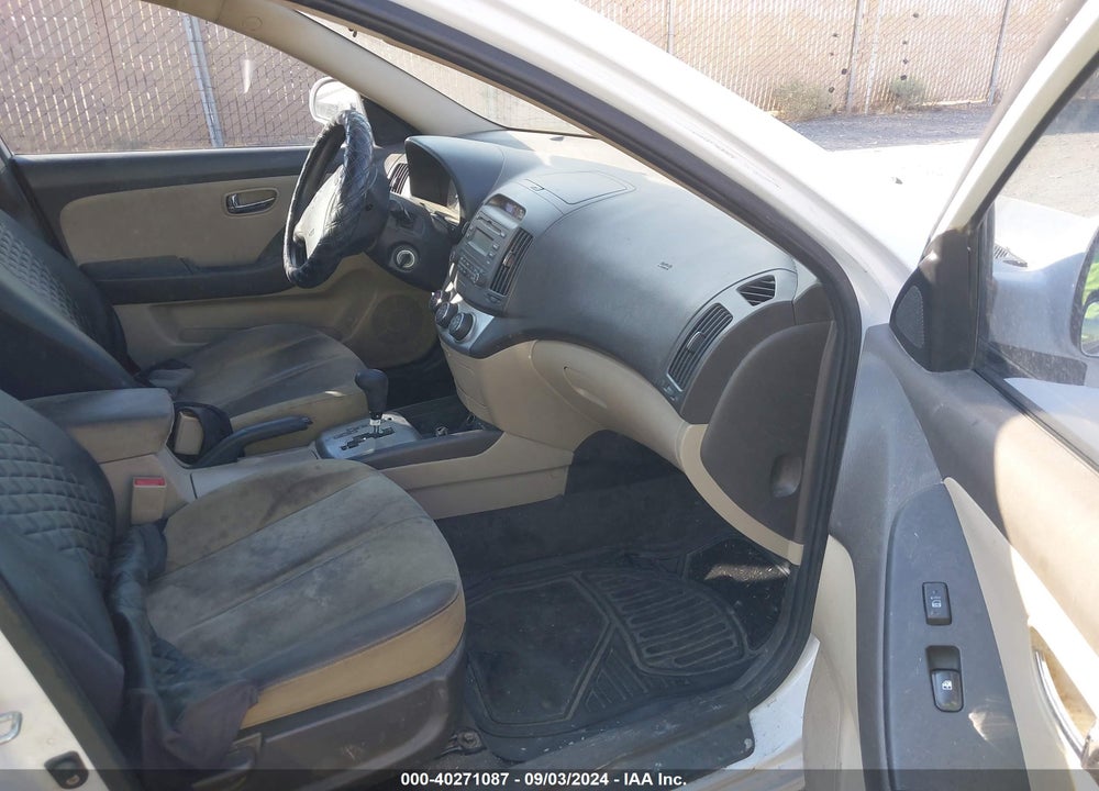 2010 HYUNDAI ELANTRA GLS VIN: KMHDU4AD2AU122623