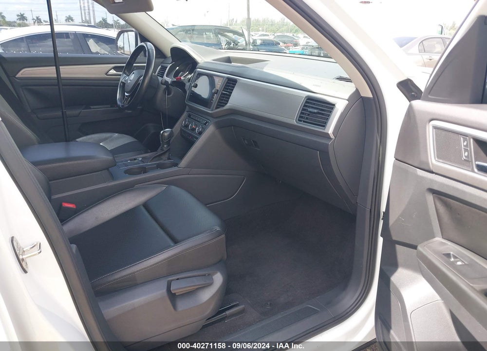 2018 VOLKSWAGEN ATLAS 3.6L V6 SE VIN: 1V2CR2CA2JC520847