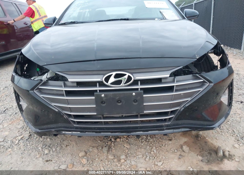 2020 HYUNDAI ELANTRA VIN: 5NPD84LF2LH629445