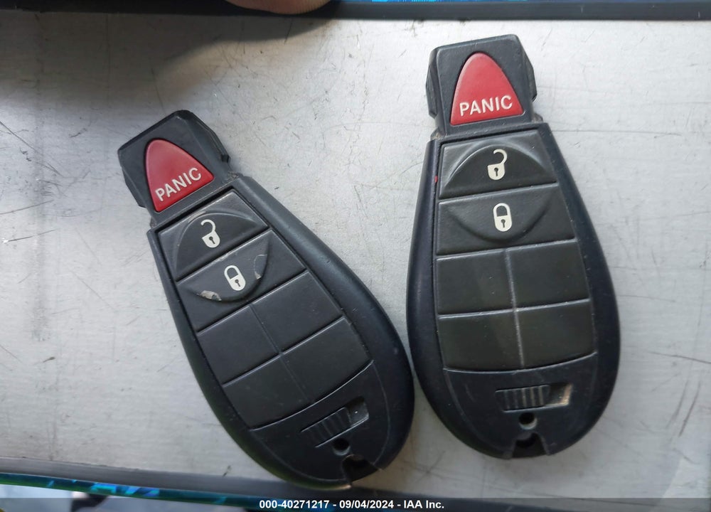 2011 DODGE GRAND CARAVAN VIN: 2D4RN4DG6BR601996