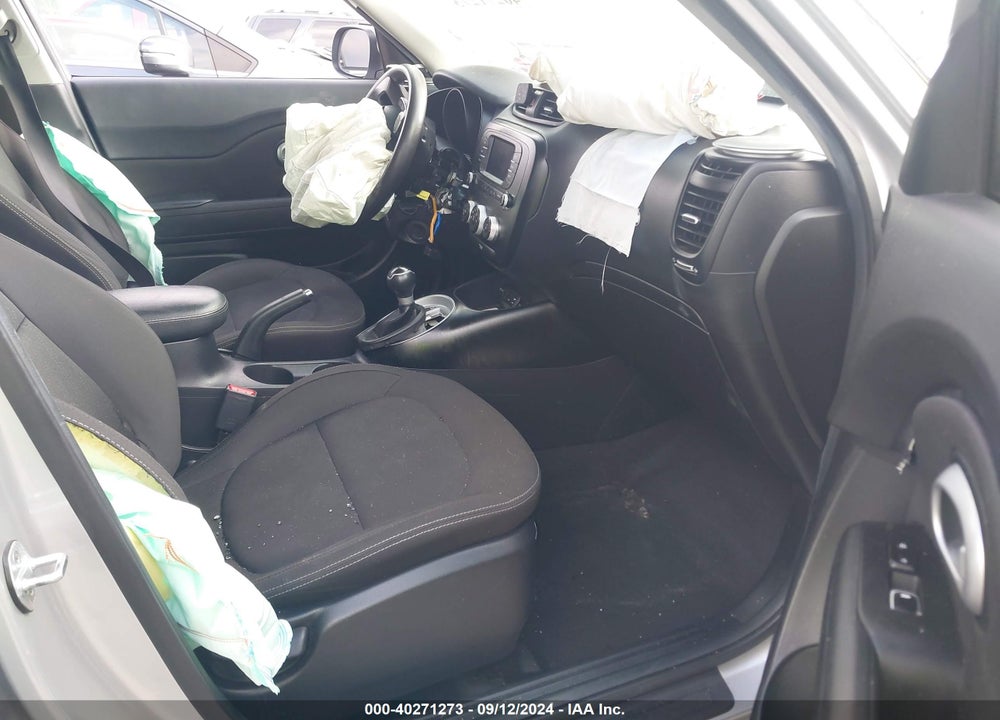 2018 KIA SOUL VIN: KNDJN2A28J7564389