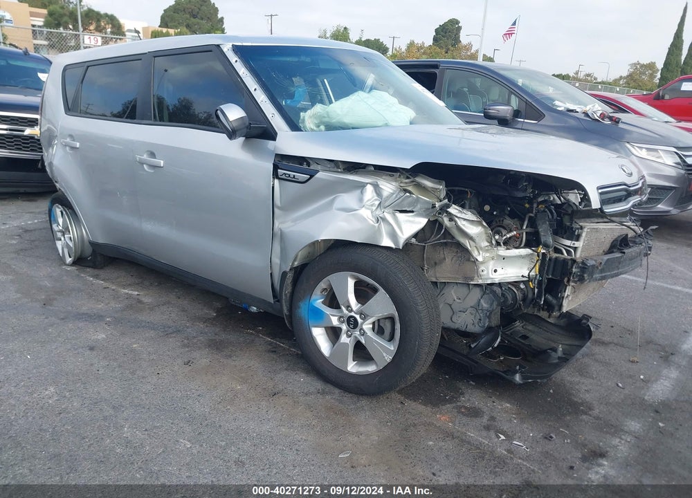 2018 KIA SOUL VIN: KNDJN2A28J7564389