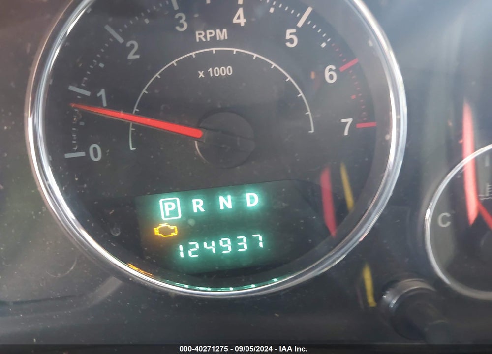 2014 JEEP WRANGLER UNLIMITED SAHARA VIN: 1C4BJWEG2EL285840