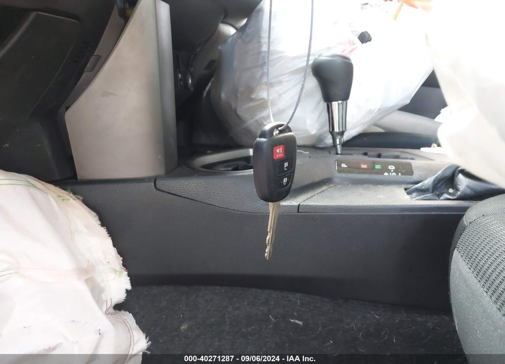 2017 TOYOTA RAV4 LE VIN: 2T3ZFREV8HW319961