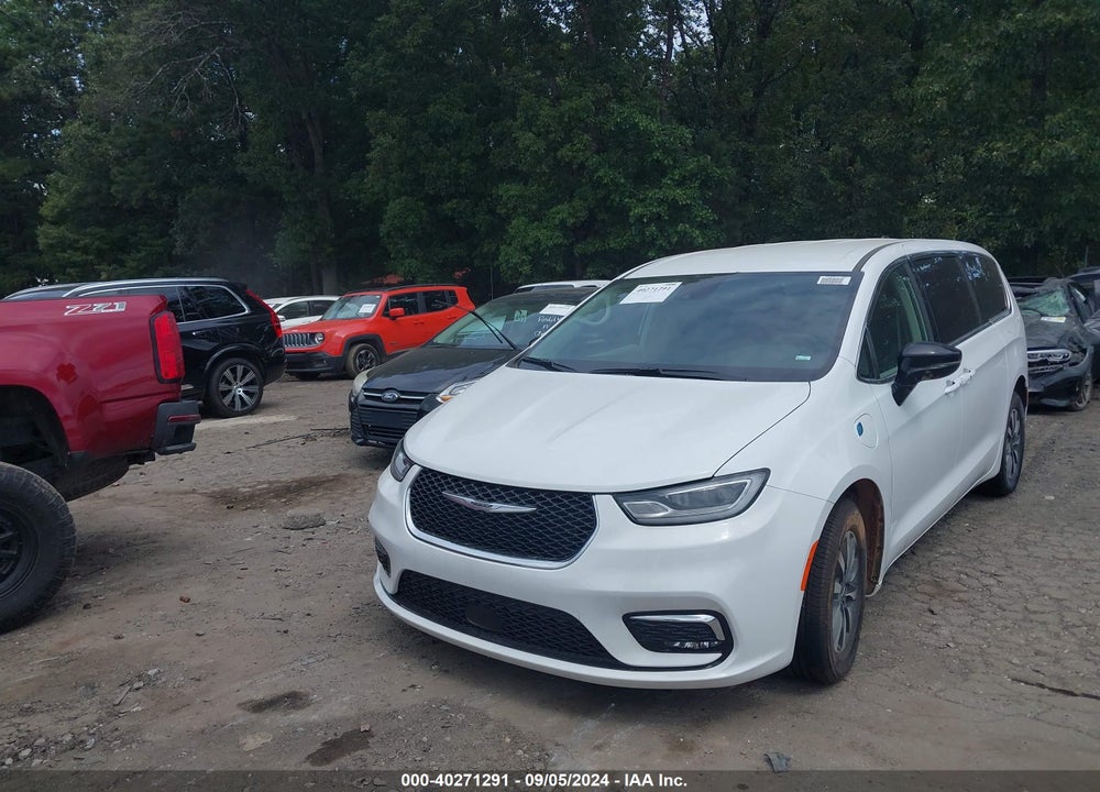 2024 CHRYSLER PACIFICA HYBRID SELECT VIN: 2C4RC1S74RR118246