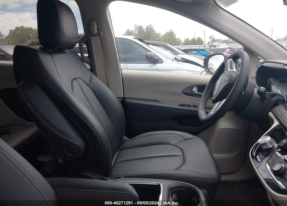 2024 CHRYSLER PACIFICA HYBRID SELECT VIN: 2C4RC1S74RR118246