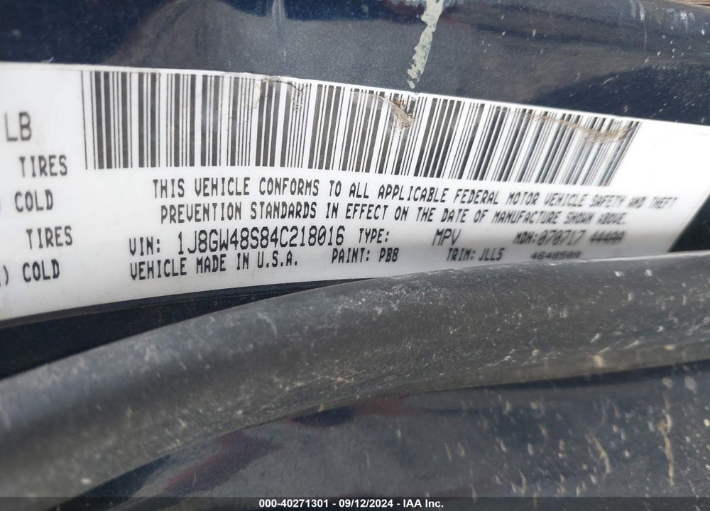 2004 JEEP GRAND CHEROKEE LAREDO VIN: 1J8GW48S84C218016