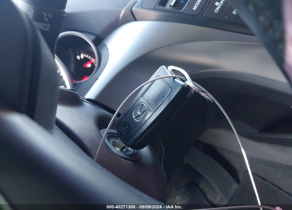 2010 ACURA TL 3.5 VIN: 19UUA8F21AA008885