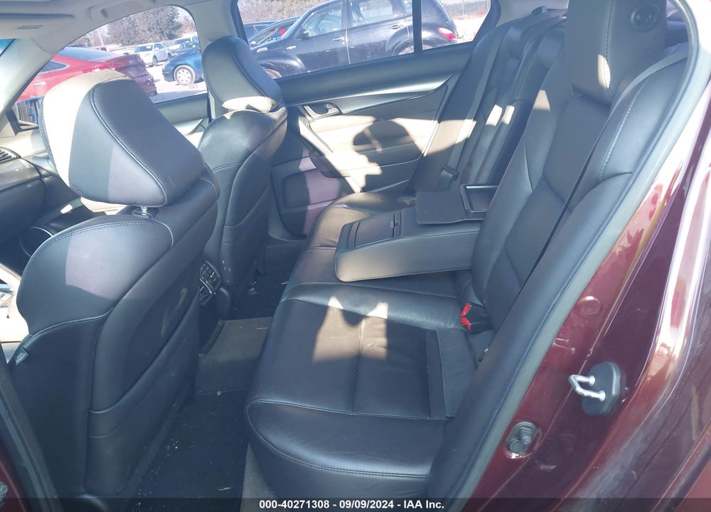 2010 ACURA TL 3.5 VIN: 19UUA8F21AA008885