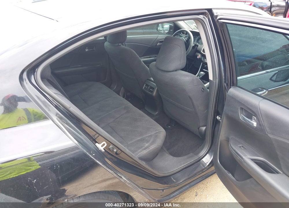 2017 HONDA ACCORD EX VIN: 1HGCR2F72HA053339