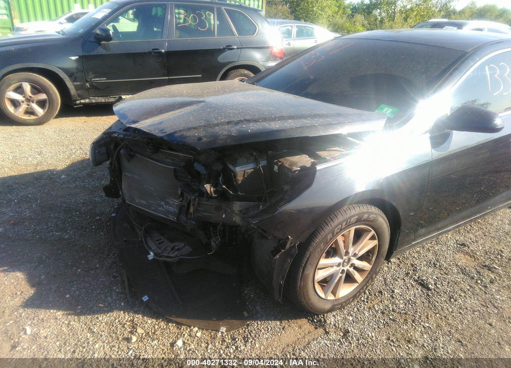 2016 HYUNDAI SONATA SE VIN: 5NPE24AF4GH320400