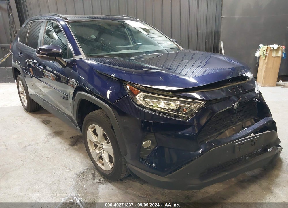2020 TOYOTA RAV4 XLE VIN: 2T3P1RFV5LW104888