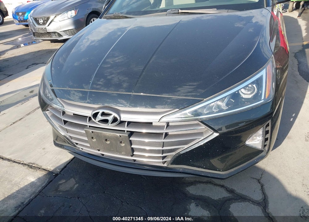 2019 HYUNDAI ELANTRA SE VIN: 5NPD74LF8KH433530
