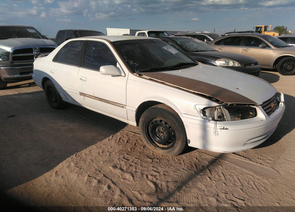 2001 TOYOTA CAMRY LE VIN: JT2BG22K110532169