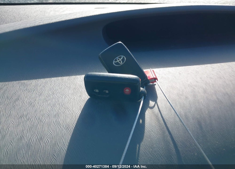 2010 TOYOTA PRIUS II VIN: JTDKN3DUXA5200994