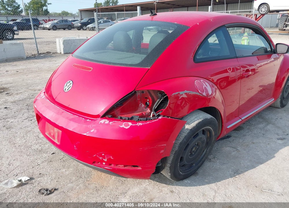 2012 VOLKSWAGEN BEETLE 2.5L VIN: 3VWJX7AT4CM615621