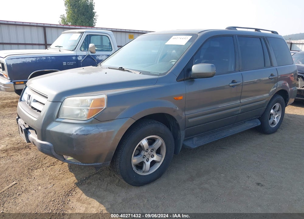2008 HONDA PILOT EX-L VIN: 5FNYF187X8B055982