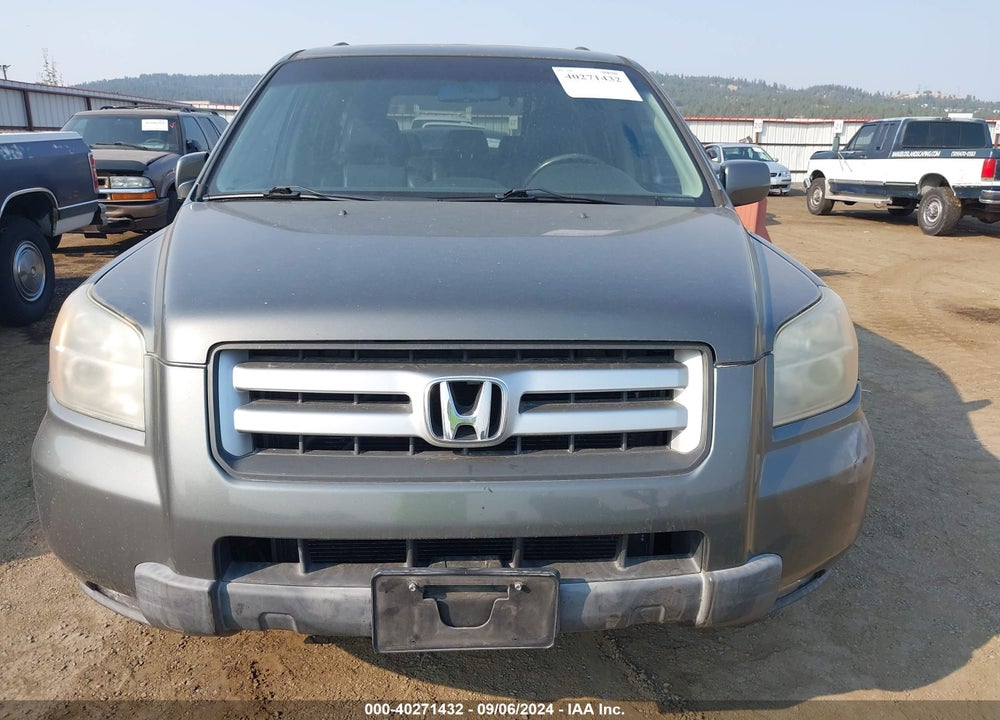 2008 HONDA PILOT EX-L VIN: 5FNYF187X8B055982