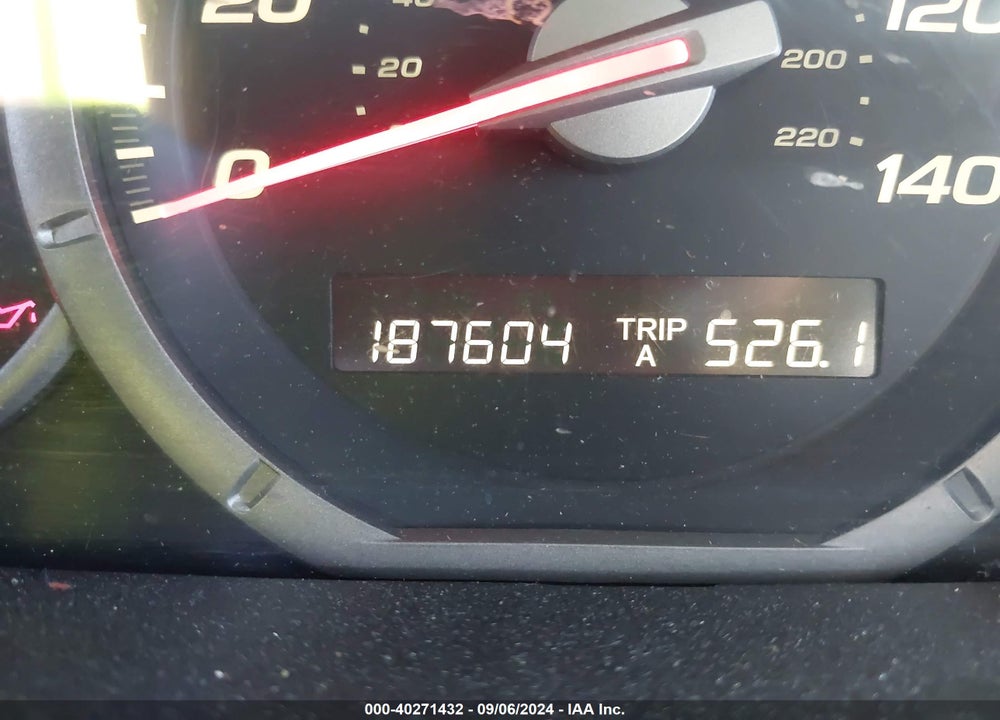 2008 HONDA PILOT EX-L VIN: 5FNYF187X8B055982