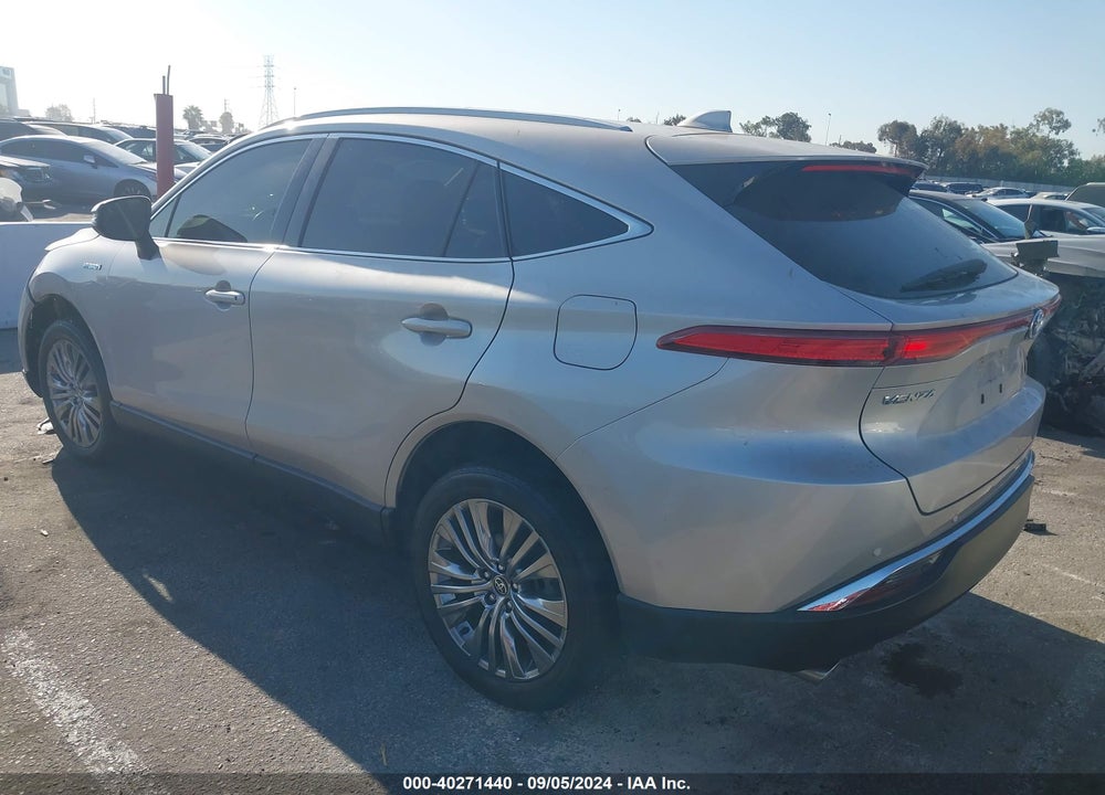 2021 TOYOTA VENZA XLE VIN: JTEAAAAH9MJ032484