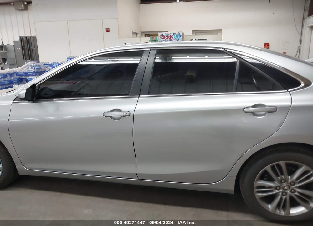 2015 TOYOTA CAMRY SE VIN: 4T1BF1FK4FU087615